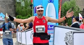 António Gonçalves vence o seu escalão na maratona da Muralha da China