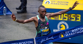 Evans Chebet, vencedor da Maratona de Boston 2023 viveu em portugal onde venceu várias provas