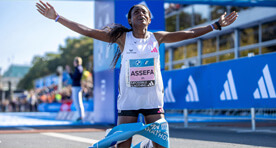 Sapatilhas da recordista da maratona custam 500 euros e são usadas uma única vez